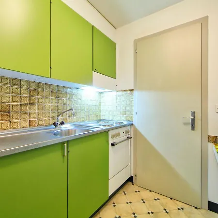 Ringstrasse - Utoring-7 By Interhome