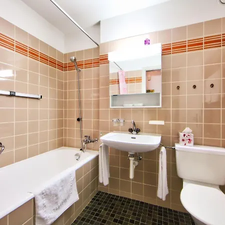 Apartament Ringstrasse 225 By Interhome *